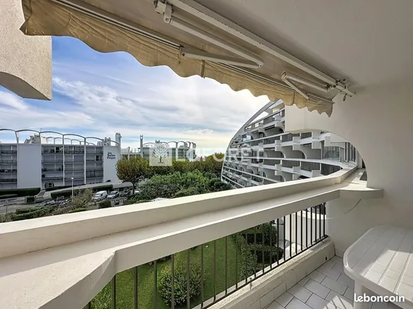 Studio 1 pièce 31 m²