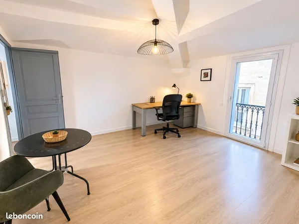 Rare charmant Studio écusson Sainte Anne+dépendance, rénové