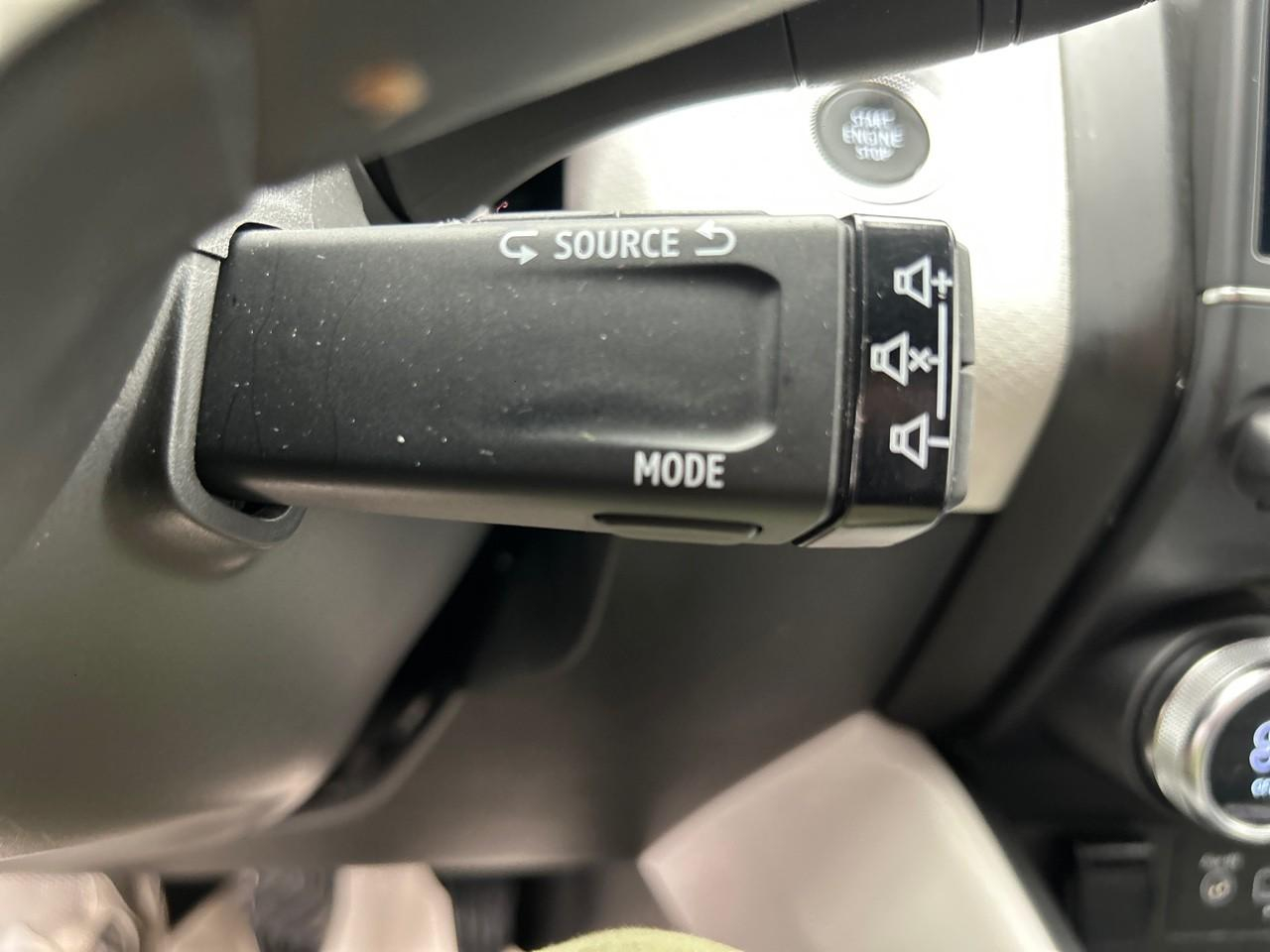 Renault Clio tce 90 - 21n intens — photo 22