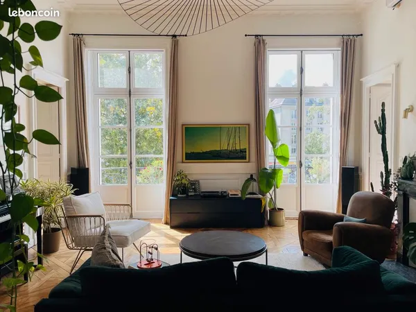 Appartement ancien 124 m² - 3 ch - Nantes CHU