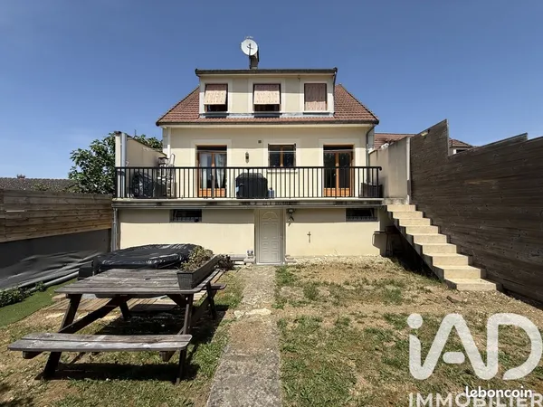 Maison 7 pièces 140 m²