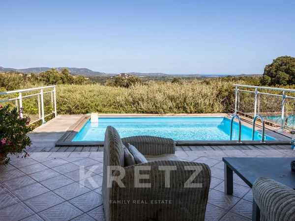 Maison 4 chambres avec piscine et vue mer