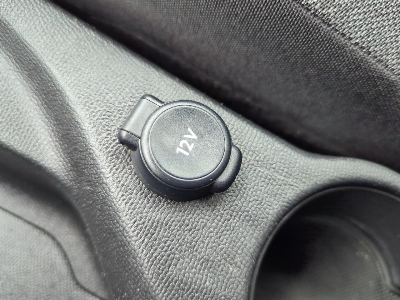 Peugeot 2008 puretech 100 s&s bvm6 active pack — photo 26