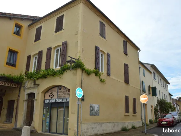 Studio Meublé "Tannat" à Geaune