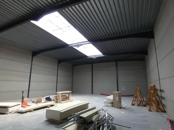 Local commercial 400 m²