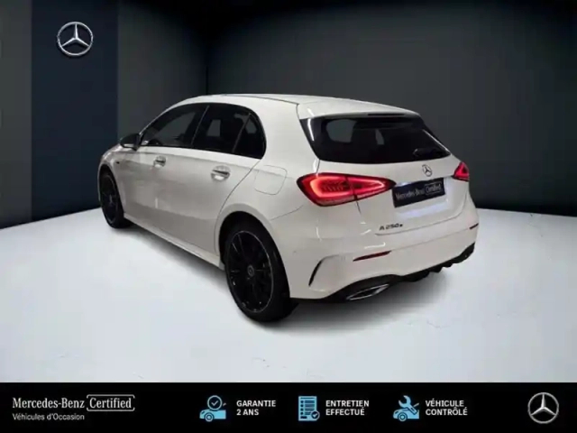 Mercedes Classe A 250 e amg line — photo 3
