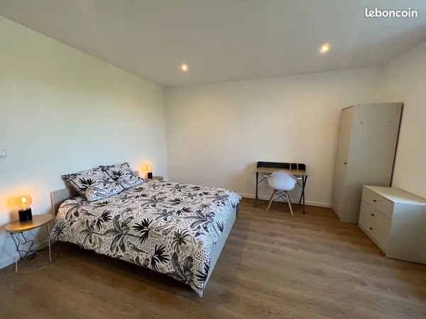 Chambre en colocation avec salle d'eau privative - Maison avec jardin - 630 tout compris