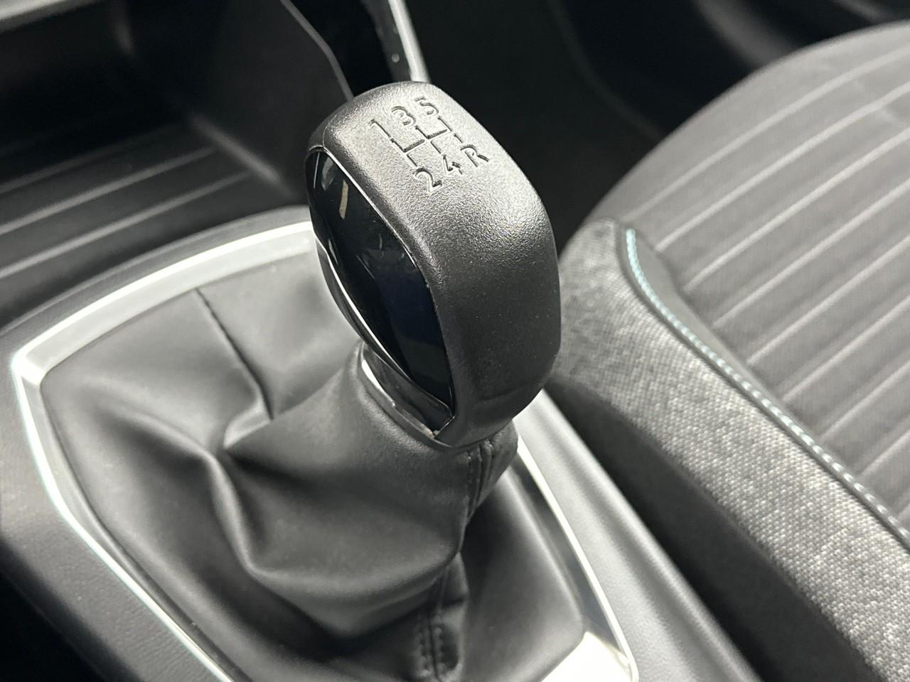 Peugeot 208 puretech 75 s&s bvm5 style — photo 28