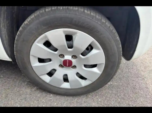 Fiat Panda 1.2 8v 69ch ligue 1 conforama 2019 euro6d — photo 13