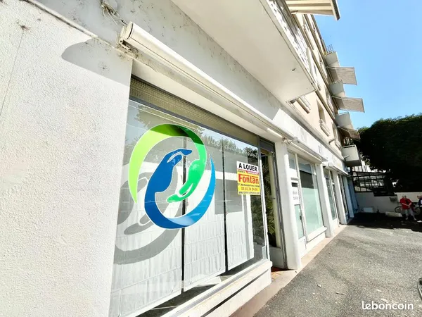 Boutique 44 m² BRIVE -