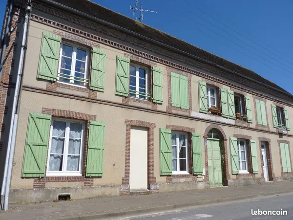 Grand t2 rdc centre bourg