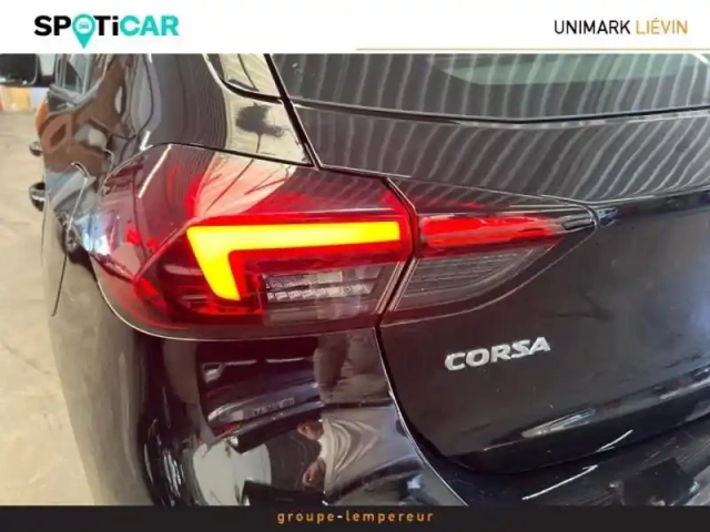 Opel Corsa 1.2 turbo 100ch gs — photo 9