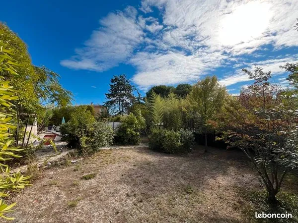 Terrain 363 m² Pignan