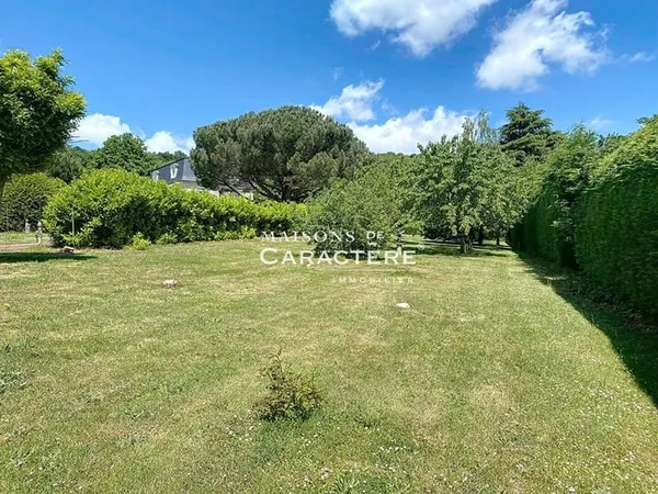 Terrain constructible 772 m²