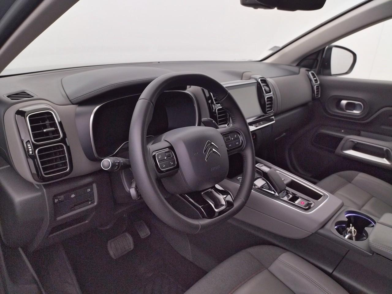 Citroën C5 Aircross hybride rechargeable 225 s&s e-eat8 feel — photo 9