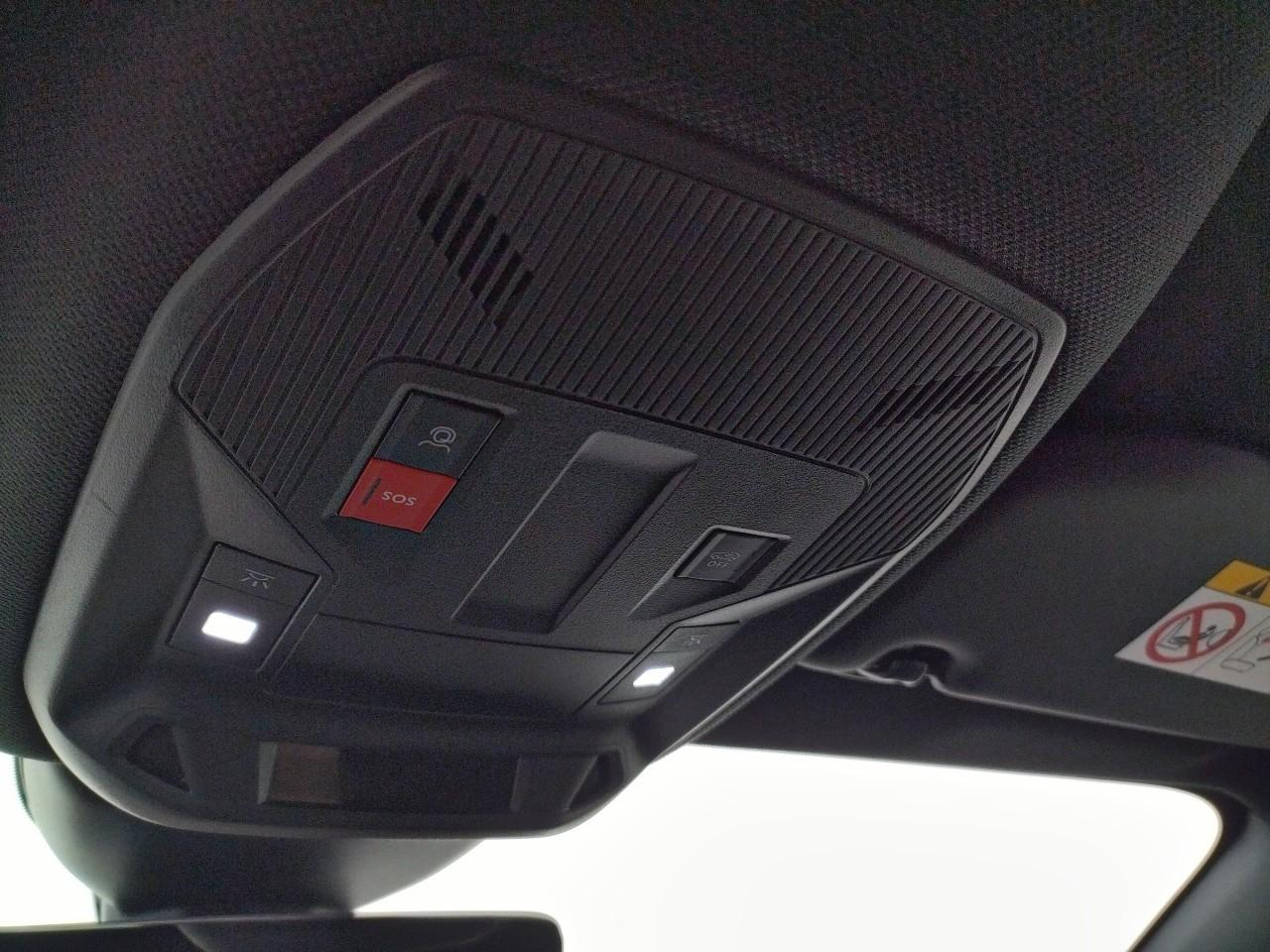 Peugeot 308 hybrid 136 e-dcs6 gt — photo 20