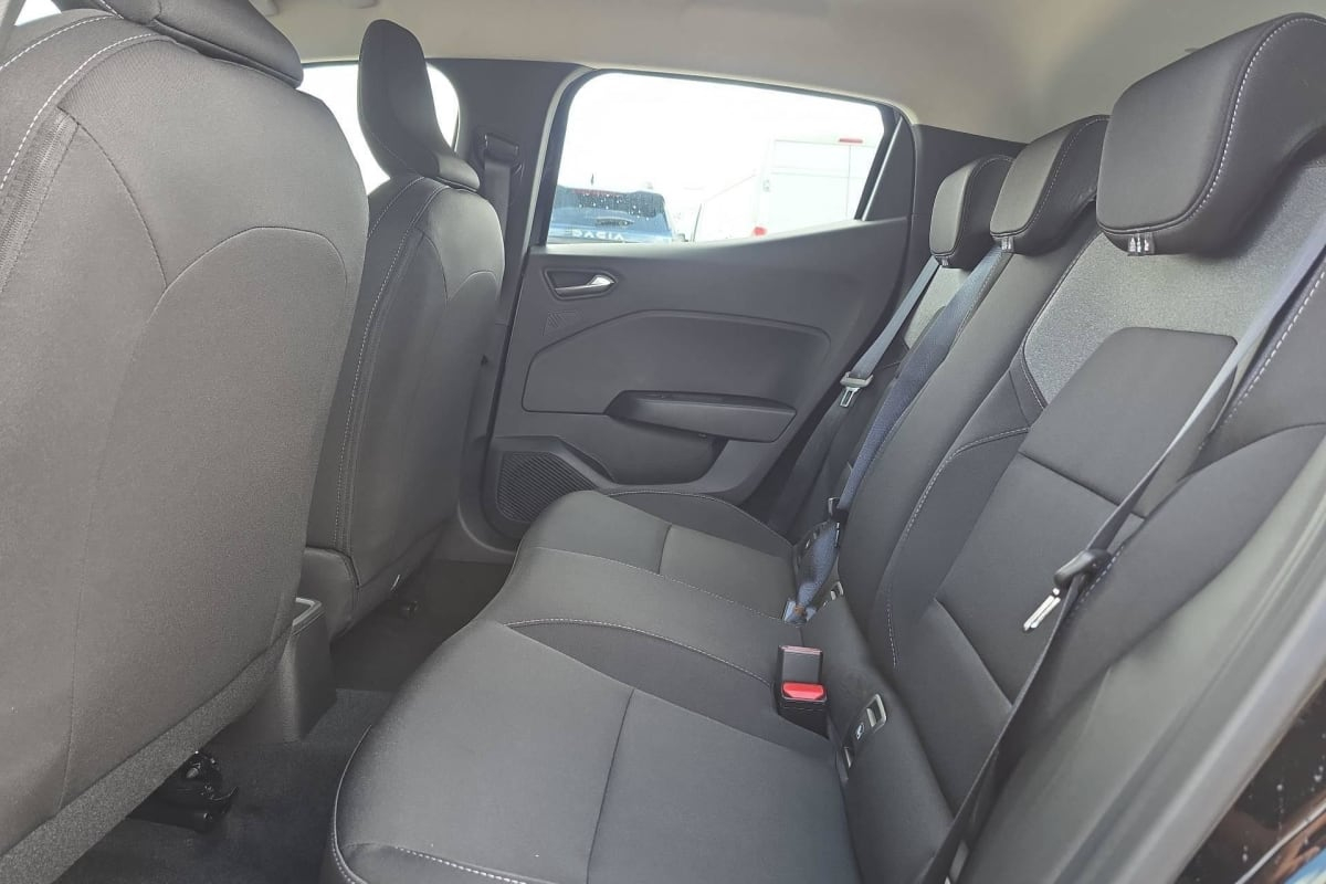 Renault Clio 5 — photo 21