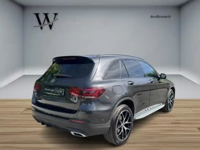 Mercedes Glc 300e 4matic suv amg line — photo 5