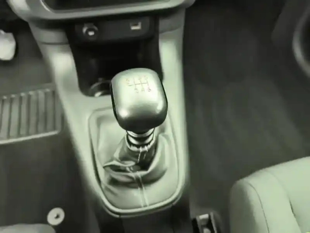 Citroën C3 bluehdi 100 s&amp;s bvm6 feel business — photo 24