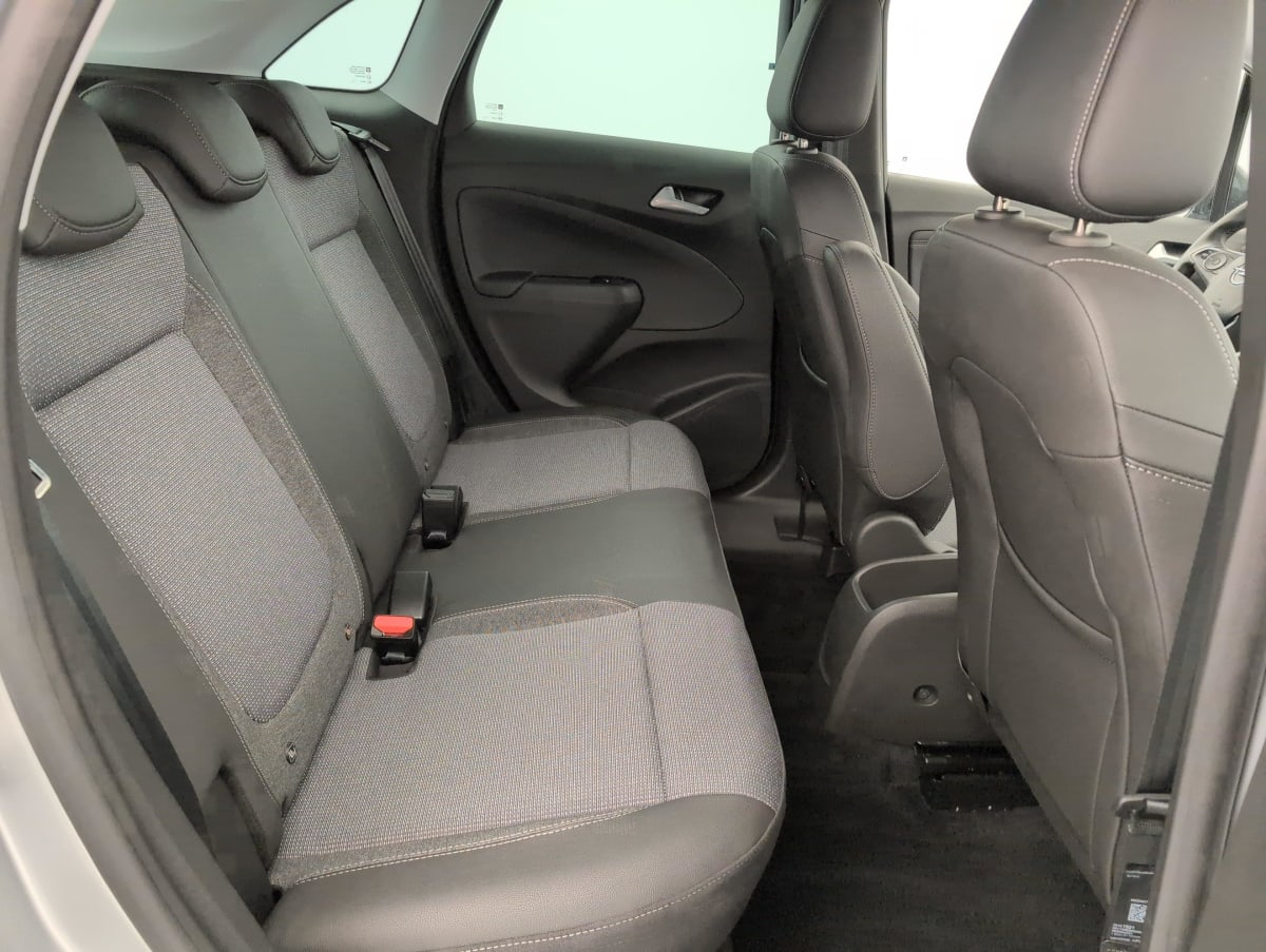 Opel Crossland — photo 10