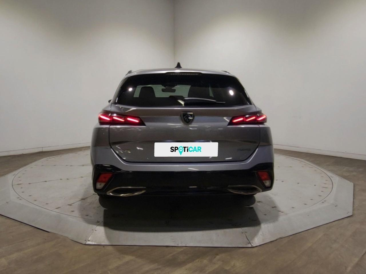 Peugeot 308 sw phev 225 e-eat8 gt — photo 4