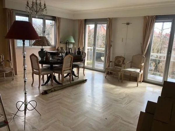 Maison de luxe 8 pièces 180 m²