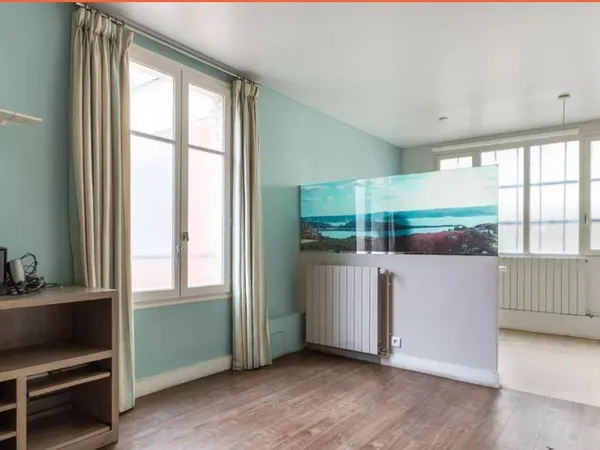 Bureaux 84 m²