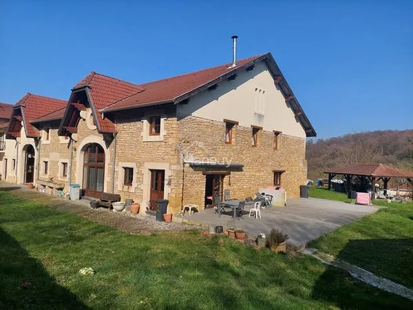 Appartement 5 pièces 274 m²