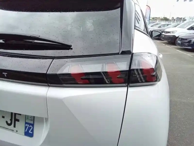 Peugeot 2008 bluehdi 110 s&amp;s bvm6 — photo 17
