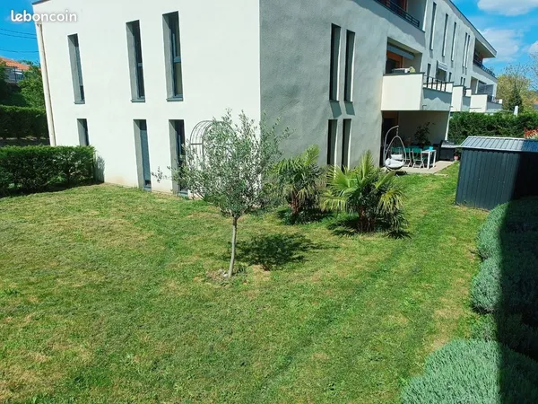 Appartement T4 avec jardin spacieux