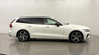Volvo V60 D3 150ch AdBlue R-Design Geartronic — photo 4