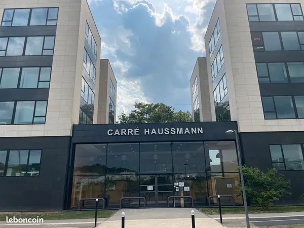 Bureaux 54 m² EVRY COURCOURONNES