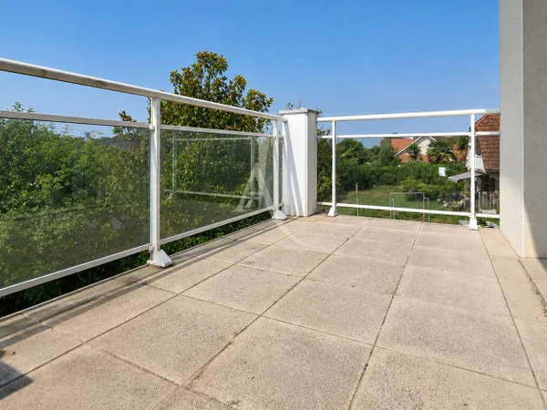 Poey de Lescar T3 neuf jamais habité 60 m² avec balcon, garage et parking
