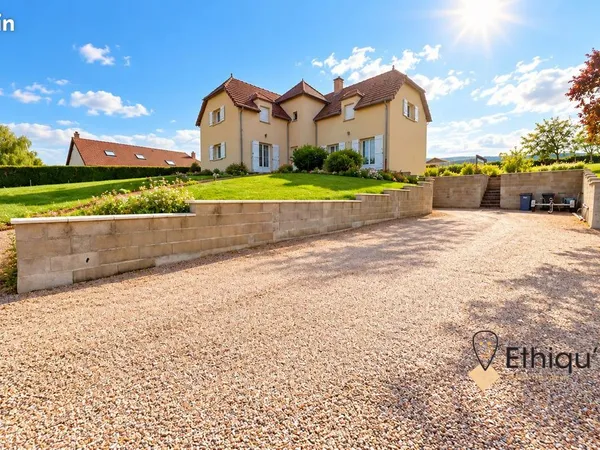 Maison 7 pièces 183 m²