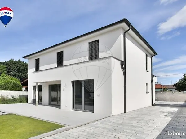 Maison 6 pièces 178 m²
