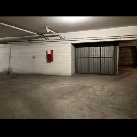 Location Double garage avec prise electrique