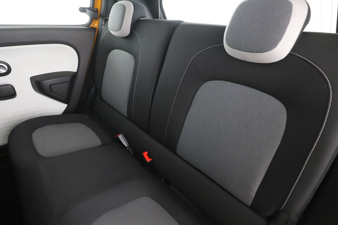 Renault Twingo 1.0 SCe Equilibre — photo 13