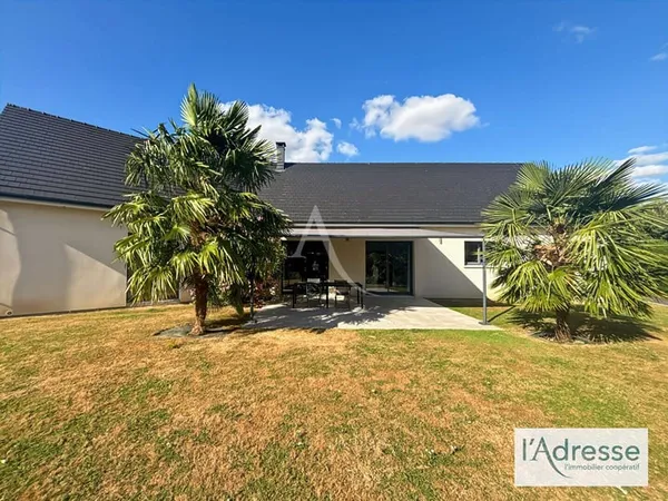 Maison de plain-pied 7 pièces 160 m²