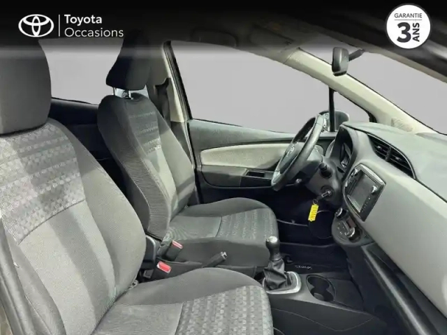 Toyota Yaris 69 vvt-i active 5p — photo 6