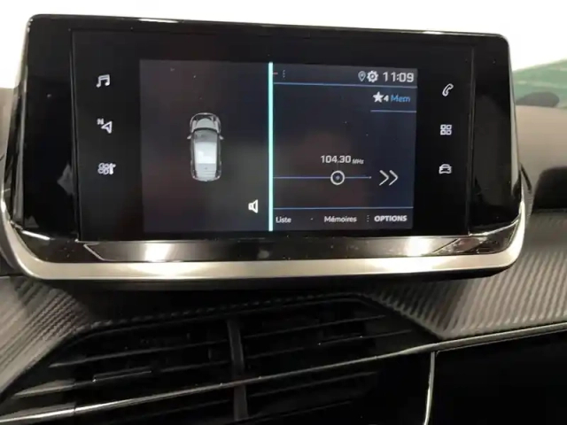 Peugeot 208 puretech 100 s&amp;s eat8 — photo 11