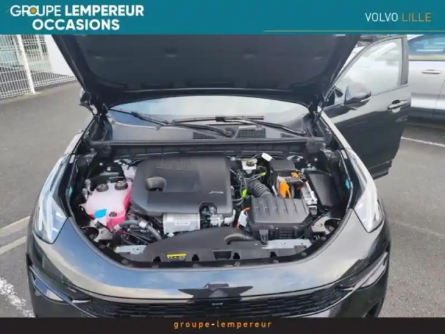 Lynk&Amp;Co 01 1.5 phev 276ch more 3dht pro — photo 8