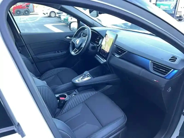 Renault Captur e-tech full hybrid 145 ch — photo 11