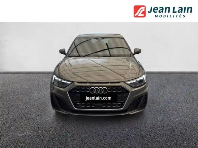 Audi A1 sportback 35 tfsi 150 ch s tronic 7 — photo 2