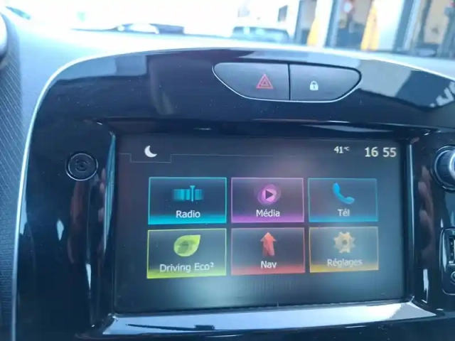 Renault Clio dci 90 e6c — photo 27
