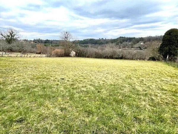 Terrain 1100 m²