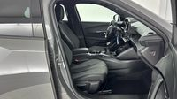 Peugeot 2008 1.2 PureTech 100ch S&S Allure — photo 15