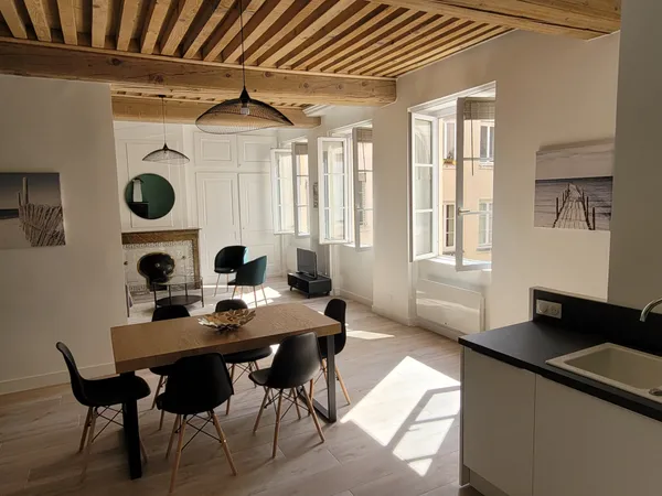 Loue appartement 73m² Lyon 1er - Jardin des Plantes - Proximité place Sathonay