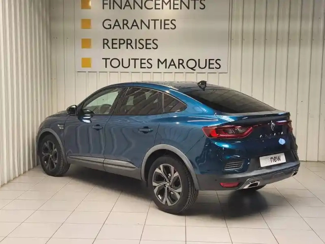 Renault Arkana mild hybrid 140 edc fap - 22 — photo 12