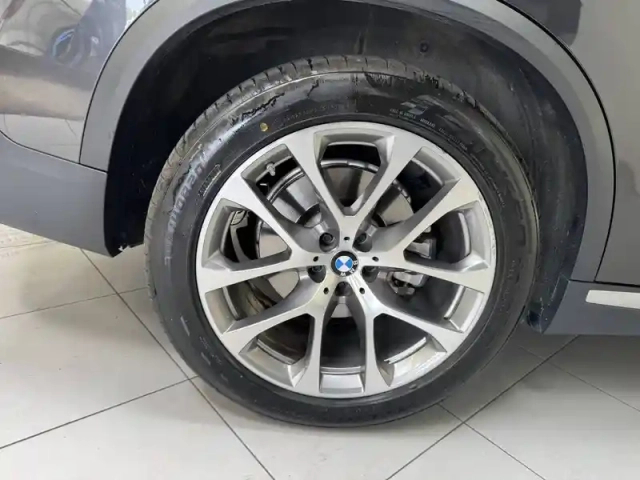 Bmw X5 xdrive45e 394 ch bva8 — photo 11