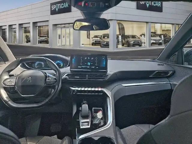 Peugeot 3008 hybrid 225 e-eat8 — photo 18